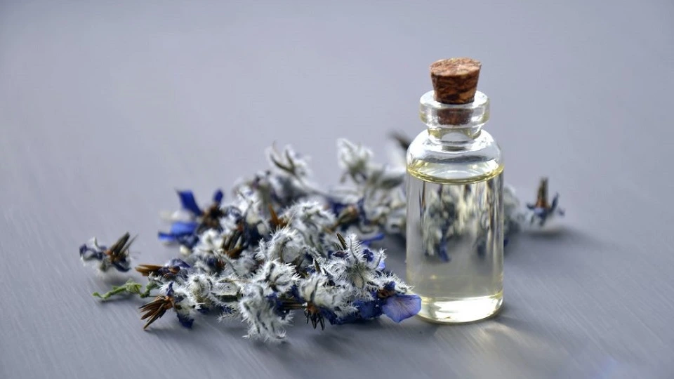 عطر مناسب افراد میگرنی